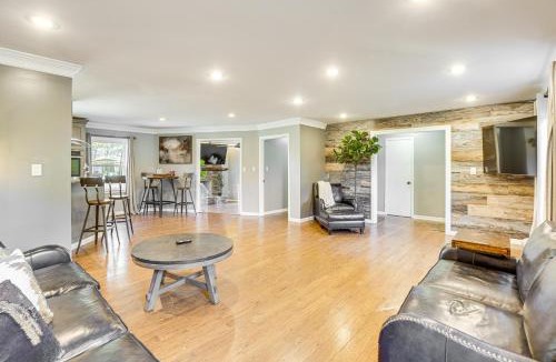Tuscaloosa House | 4 Mi to Dtwn Tuscaloosa: Home w/Cozy Den!