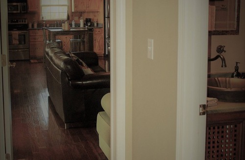 Six Mile Cabin | 40 Acre Cabin -farm experience with fishing, near Lake Keowee and Clemson, SC