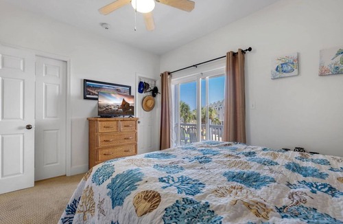 Alligator Point House | 40% off for monthly rate, Views of the gulf & bay, 4 porches w/panoramic views.