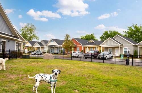 Midland City Cottage | 460 Front Porch Court Fully Furnished Beautiful Cottage with Amazing Amenities!