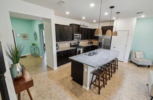 Loughman House | 4663TSD-Solterra Resort townhouse