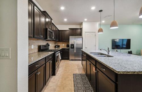 Loughman House | 4663TSD-Solterra Resort townhouse