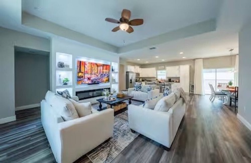 Ocala House | 4BD Family Retreat on 1 Acre with Fire Pit & 9 Min to WEC