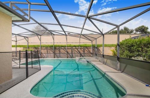 Haines City House | 4bed pool Hot tub,Game Room at Calabay Tower lake