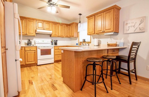 Frankfort House | 4BR 2BA Home Perfect for a Family in Frankfort