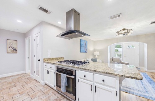Ocean Springs House | 4BR/2BA - near Downtown & Beach in the golf cart district - Pelican's Nest
