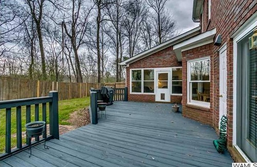 Taylorville House | 4BR 3.5BA 3400 ft2 home with short drive to campus