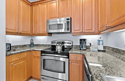Villages of Crystal Beach House | 4BR/3.5BA Family Beach Retreat Sleeps up to 12 Resort Pool Walk to Crystal Beach