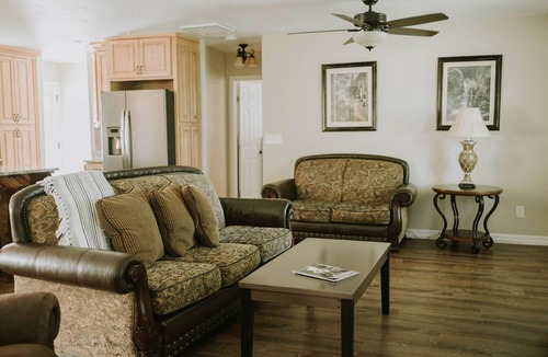 Gulf Hills House | 4BR/3BA on a Golf Course close to Beach, Casinos & Downtown Ocean Springs!