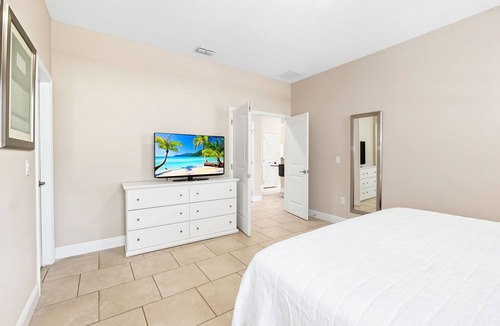 Loughman Resort | 5 Bedroom Near Disney Pool & Arcade