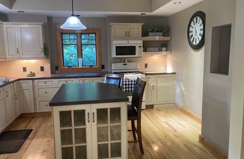 Alanson House | 5 bedrooms steps from Burt Lake. Mins from Petoskey Harbor Springs Indian River