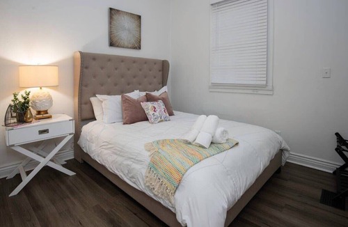 Faubourg Marigny Bed & Breakfast | 5 BR for 10! Prime Spot Near FR QT by YouRent!