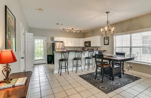 Starkville House | 5 Mi to MSU! Spacious Townhome w/Private Patio
