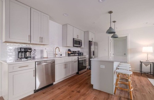 Trussville Apartment | 5 Star Flat Downtown Trussville