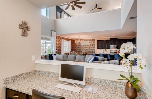 Four Corners House | 5 STAR Luxury Home, Indoor Playground, Baby Friendly, Solara Resort, Near Disney