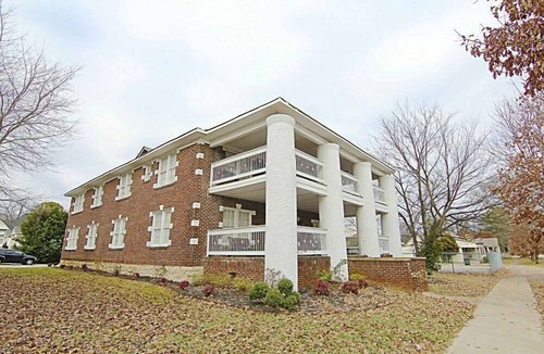 Florence Condo | 501#B - Spacious downtown Shoals Condo Suite