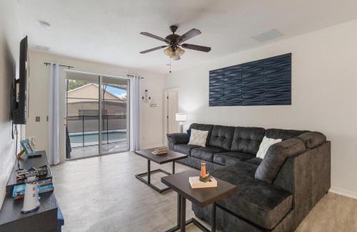 Sunset Ridge House | 53 Pool Home Located In Sunset Ridge Community!