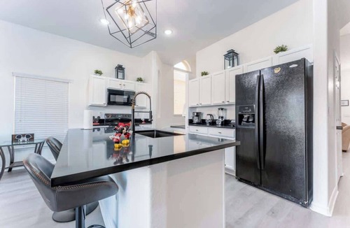 Davenport Villa | 5BR Family Villa w/Private Pool near Disney
