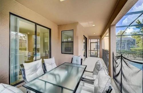 Loughman Villa | 6 bedrooms pool home Gated resort Solterra Resort