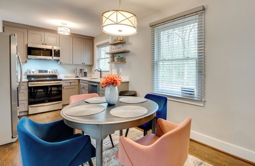 Church Street House | 6 Mi to Mercedes-Benz! Pet-Friendly Yard in ATL