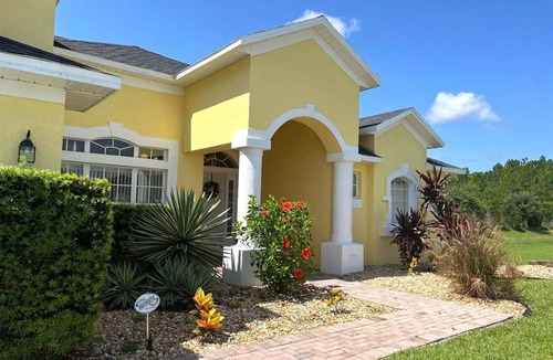 Tuscan Ridge Villa | 614 - Fabulous 5 Bed 4 Bath South Facing Home with Private Pool and Spa Backing onto Conservation