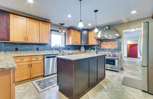 Rapid City House | 7,000 Sq Ft! Private Rapid City Estate w/Pool
