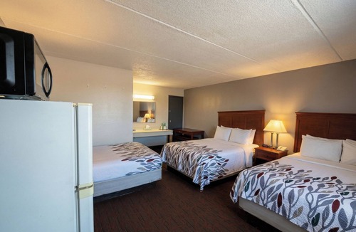 Americus Hotel | 8 Inn Americus Near Albany I 75