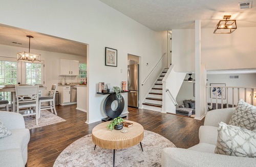 Atlanta House | 8 Mi to Mercedes-Benz: Upscale ATL Gem w/Balcony