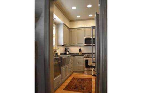 Brunswick House | 804A Main Floor One Bedroom Cottage with Southern Charm