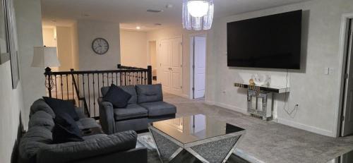 Four Corners House | 8804 Cruden Bay Court