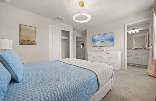 Davenport Resort | 8BR Luxury Villa, Disney, Pool, Spa & Game Room - Sleeps 18