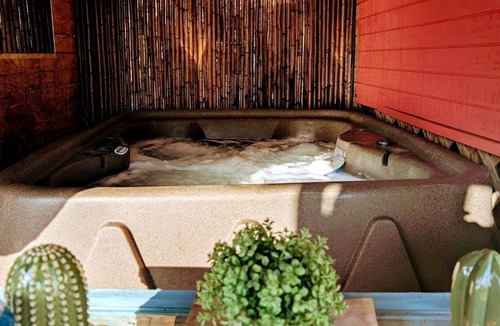 Seville House | Adult Only Cabin Rental on Lake George near Daytona Beach, Florida