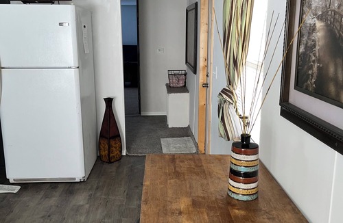 Paisley House | Affordable Stay