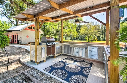Midway Cottage | Airbnd Looses, VRBO Wins! Discount if booked on VRBO!