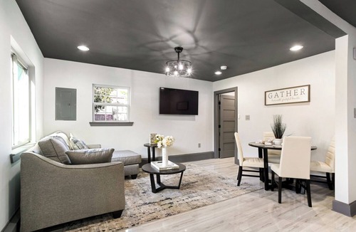 Algiers Point House | Algiers Cozy Creole Cottage near local restaurants and minutes to Downtown