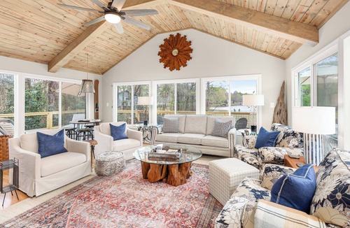 Milledgeville House | Amazing home with pickle ball court!