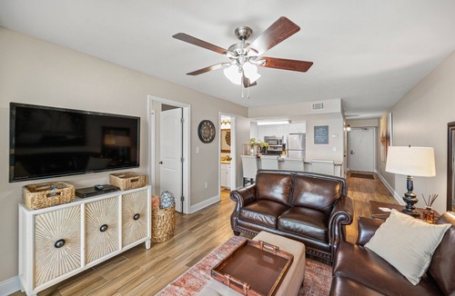 Gulf Shores Condo | AMAZING VIEWS FROM THIS 2 BEDROOM 2 BATH BEACHSIDE CONDO