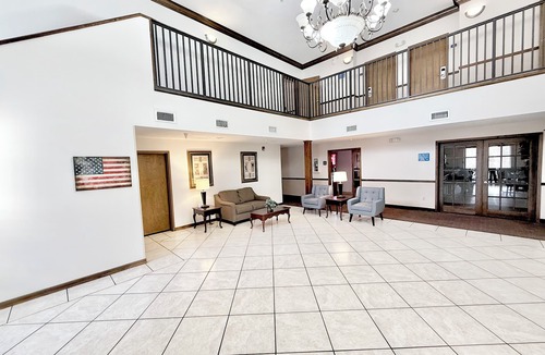 Wiggins Hotel | Americas Best Value Inn Wiggins