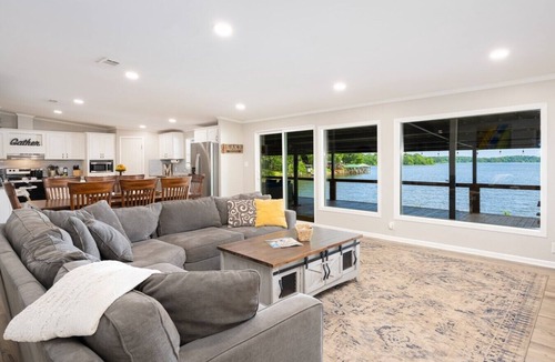 Hemphill House | Angler`s Cove · Waterfront House with Amazing Views & Giant Deck