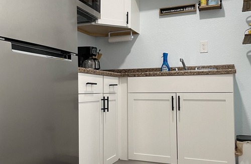Lake City Cottage | Applebum a beautiful and cozy loft 2 miles away from town.