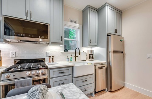 Old Fourth Ward Apartment | Apt By ATL BeltLine: 3 Mi to Mercedes-Benz Stadium