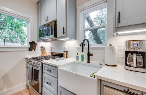 Old Fourth Ward Apartment | Apt By ATL BeltLine: 3 Mi to Mercedes-Benz Stadium