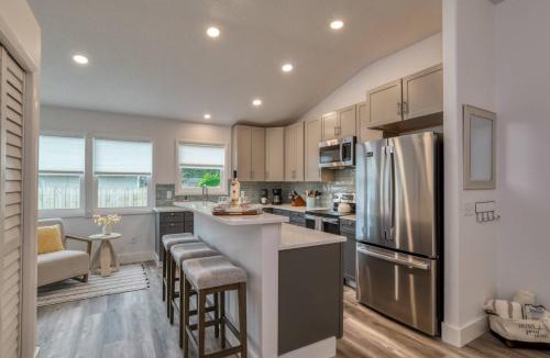 Butler Beach House | Aqua Palms Cottage