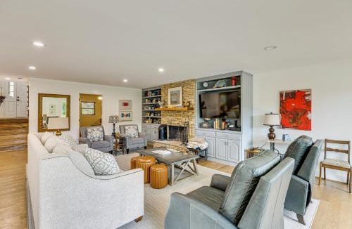 Little Kowaliga House | 'Arcade Cove' - Renovated Lake Martin Home w/Dock