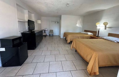 Edgewood Hotel | Arrow Motel By Oyo Near Downtown