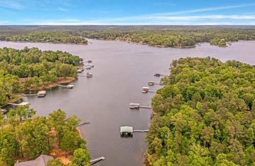 Jasper House | Arrowhead- Perfect Lakeside Retreat