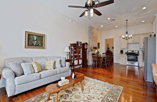 Saint Claude House | Artsy Funky Central 3br Art House