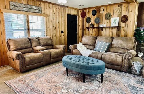 Edwards Other | Askews Getaway Lakeside Cabin