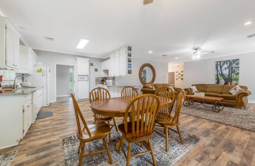 Butte La Rose House | Atchafalaya Ahnvee, a slice of heaven on the river
