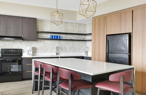 Castleberry Hill Resort | Atlanta 1BR Deluxe at Margaritaville – Resort Style Stay- World Cup Availability